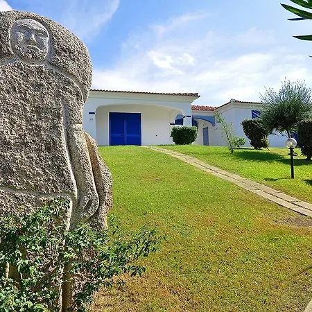 Residenze Mare E Pineta Aparthotel 3*