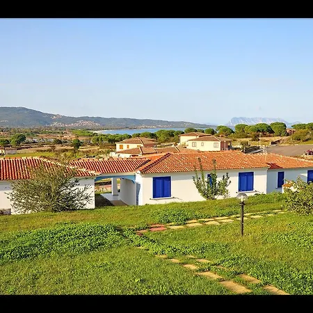 Aparthotel Residenze Mare E Pineta Budoni