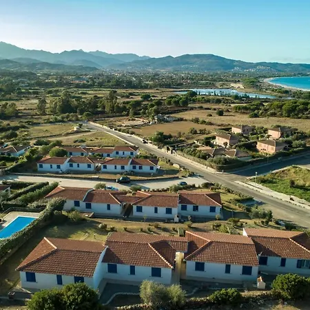 Aparthotel Residenze Mare E Pineta Budoni